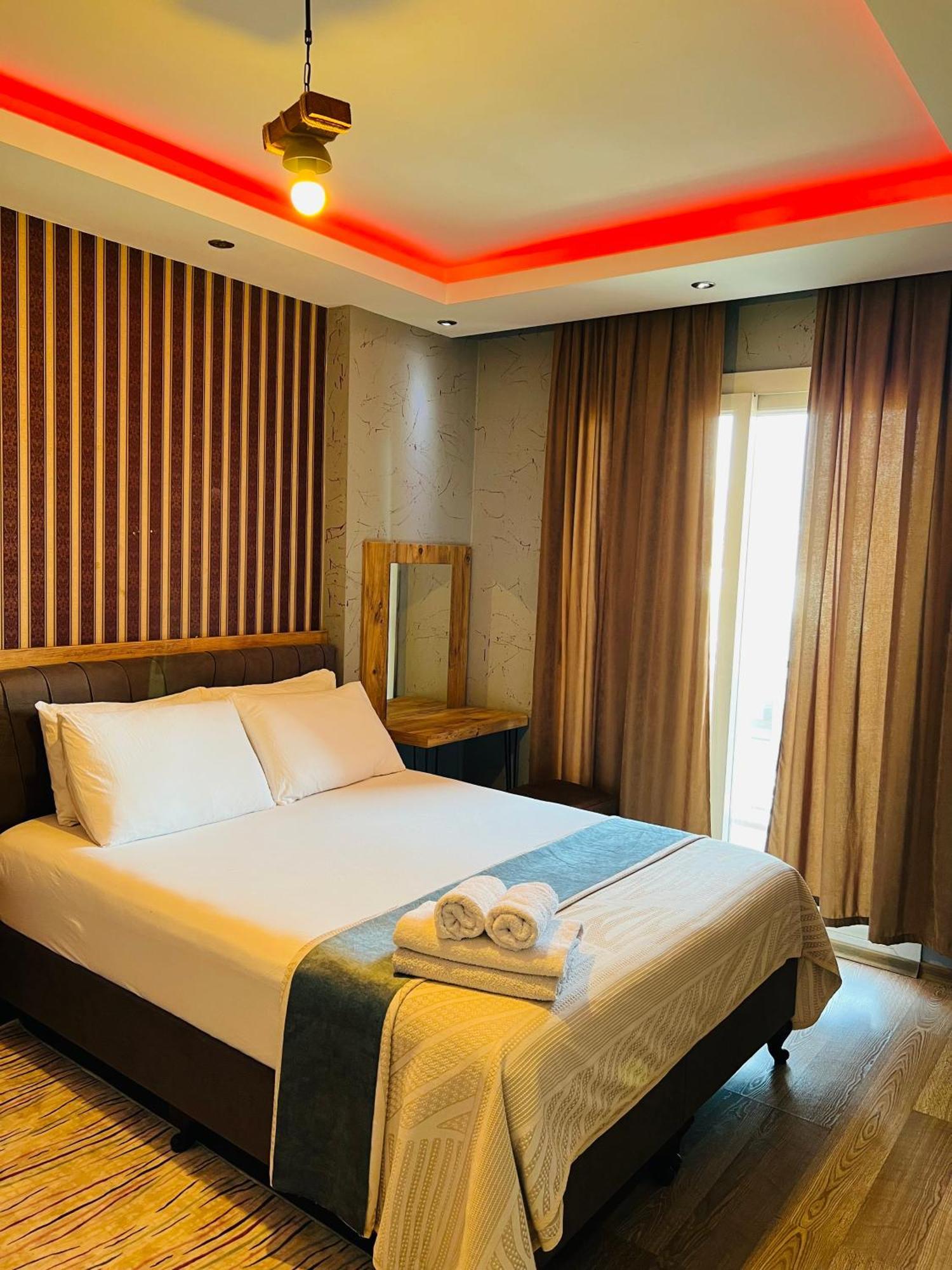 Aria Plus Ev-Otel Çiftlik Exterior foto